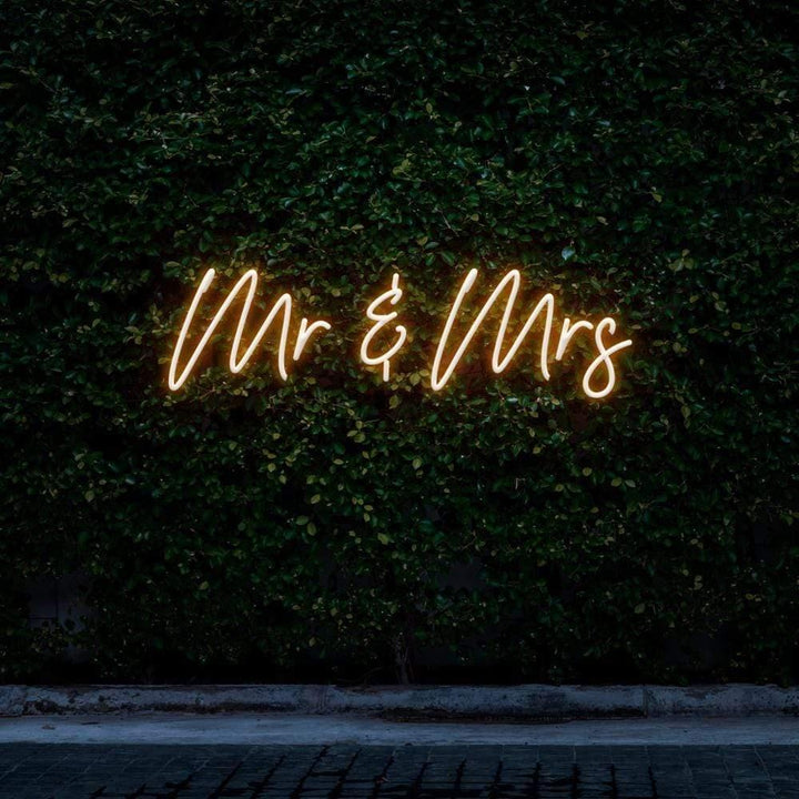 Mr & Mrs LED Neon Sign