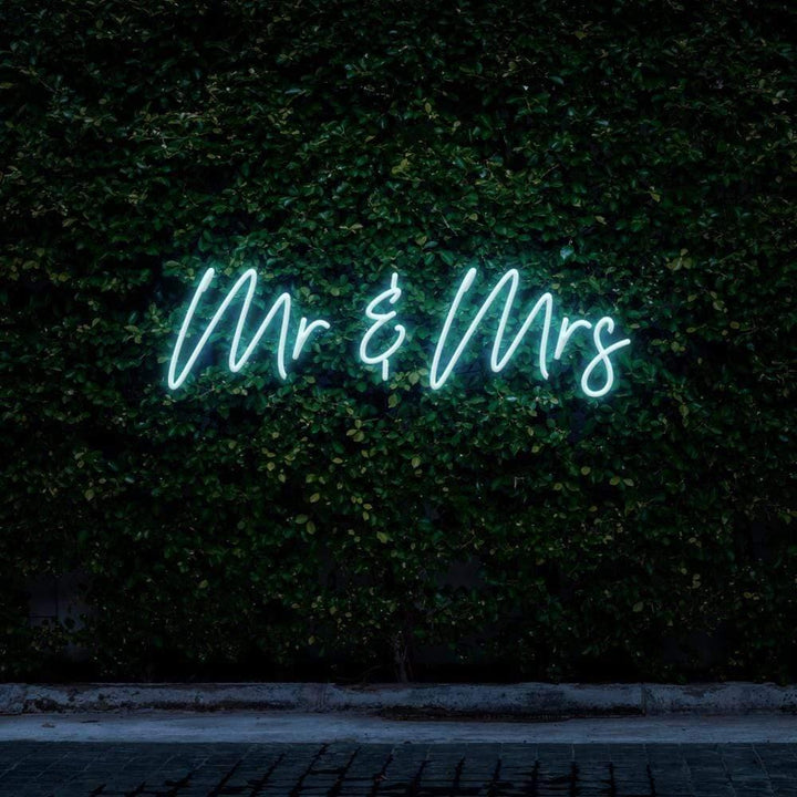 Mr & Mrs LED Neon Sign